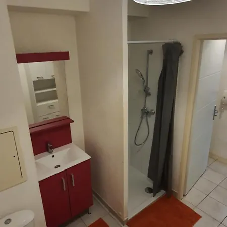 Cosy Proche Bordeaux Proche Centre Apartment *